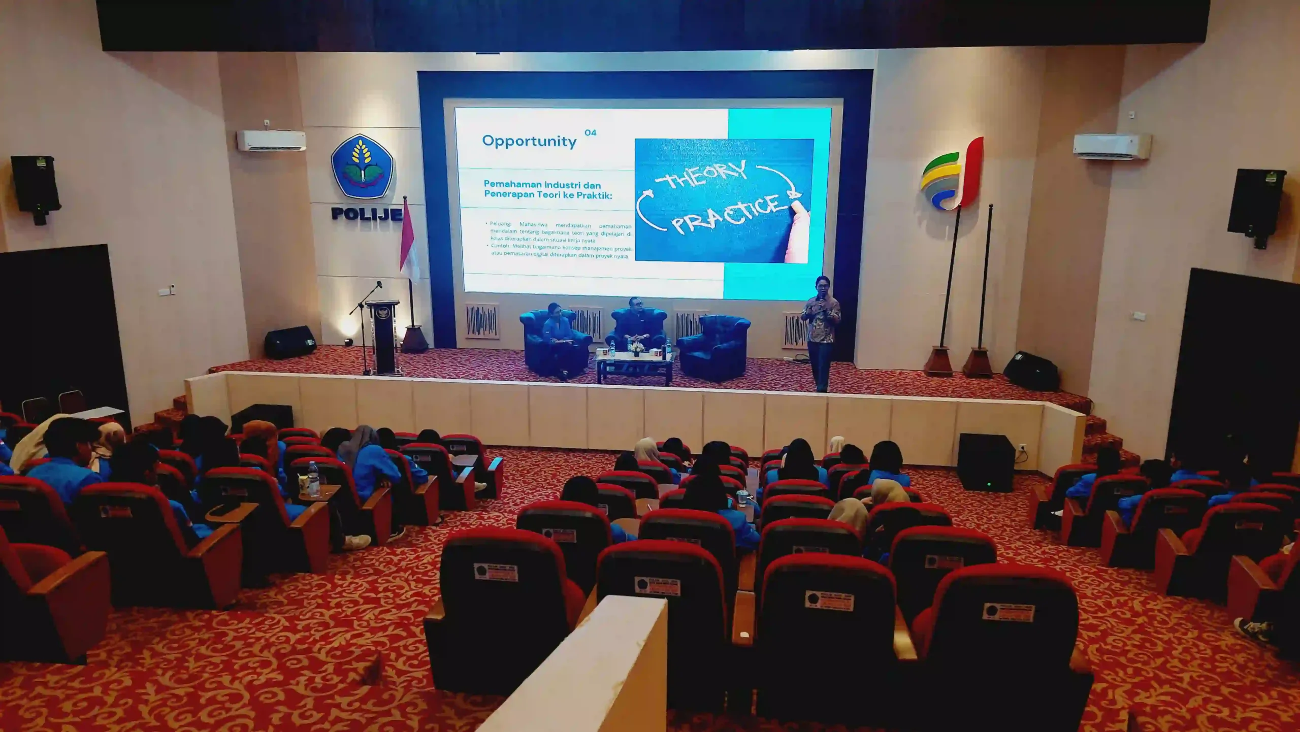 Aktivitas Pembelajaran Program Studi D3 Bahasa Inggris Polije