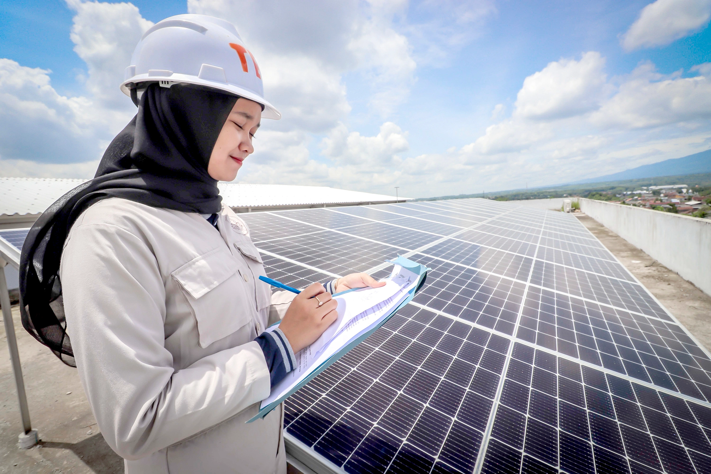 Aktivitas Riset dan Praktik Mahasiswa Prodi D4 Teknik Energi Terbarukan Politeknik Negeri Jember