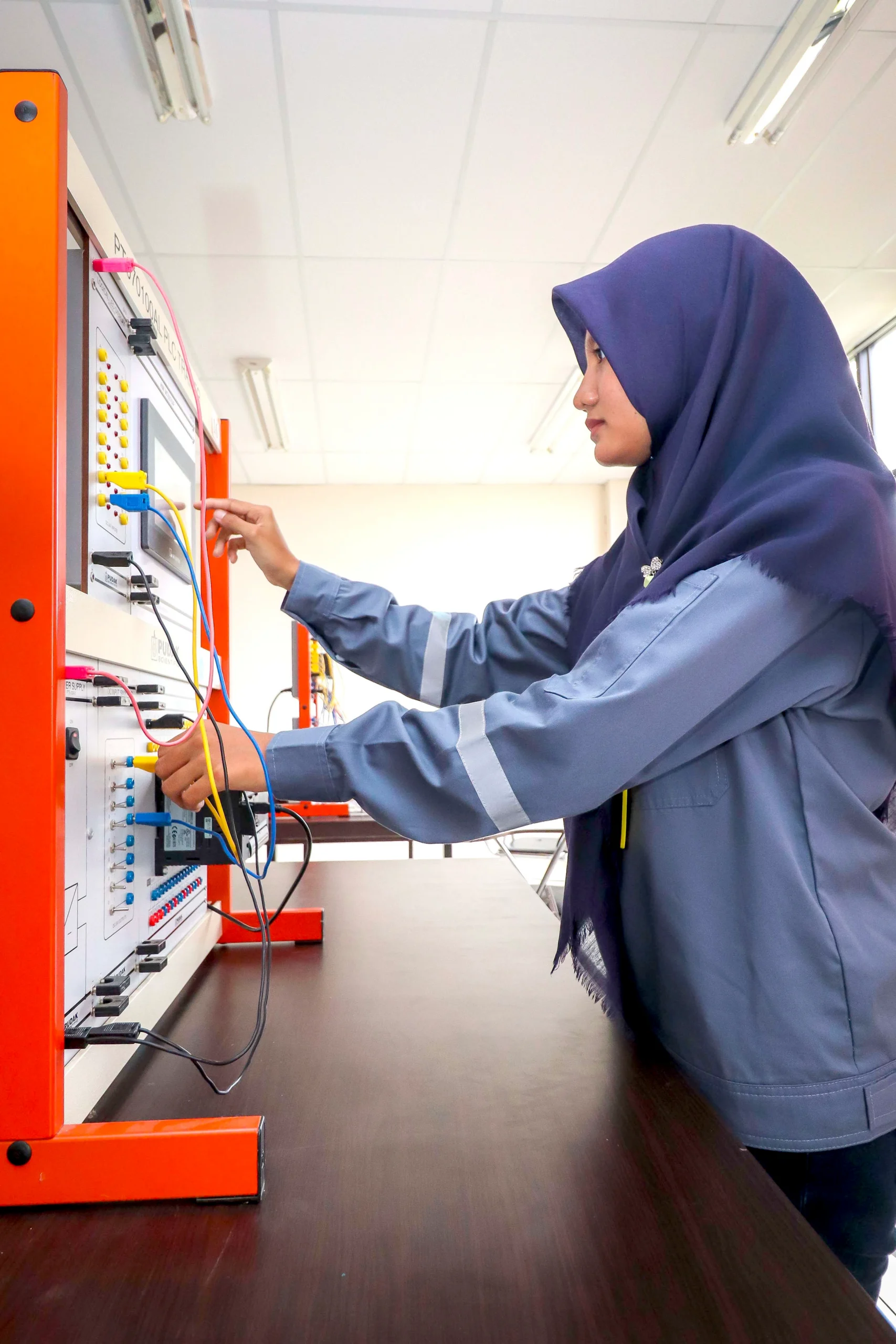 Aktivitas Pembelajaran Program Studi D4 Teknologi Rekayasa Mekatronika Politeknik Negeri Jember