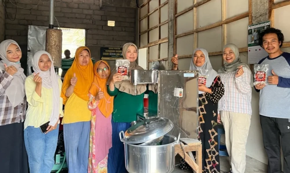Bantu UMKM Naik Kelas, Tim PkM Polije Kembangkan Usaha Bakso Frozen di Jember