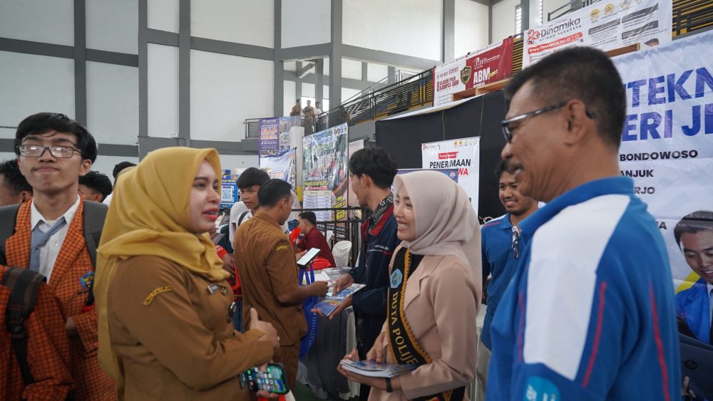 Polije Kenalkan Kelas Internasional dan Kampus Daerah di MGBK Trenggalek