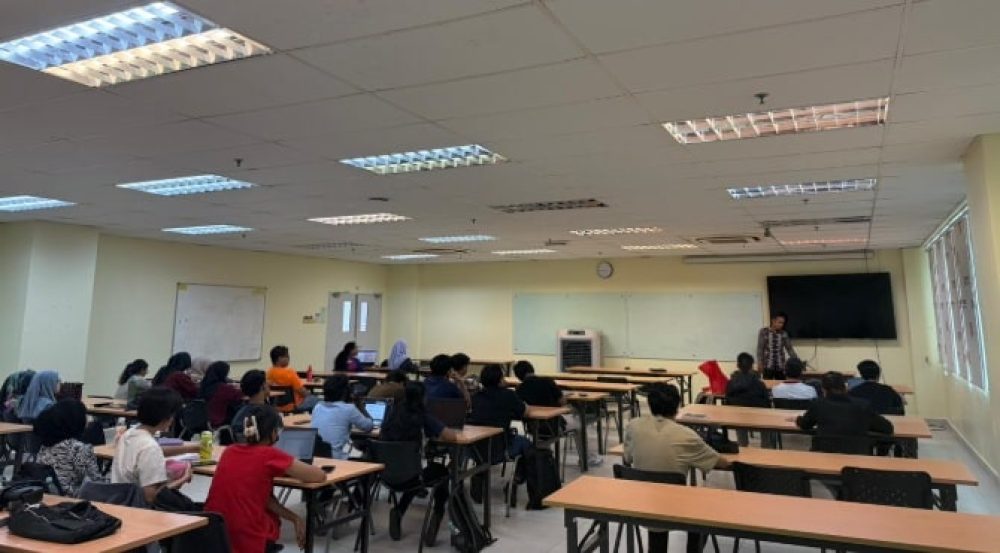 Dosen Polije Beberkan Masa Depan Teknologi IoT di Malaysia