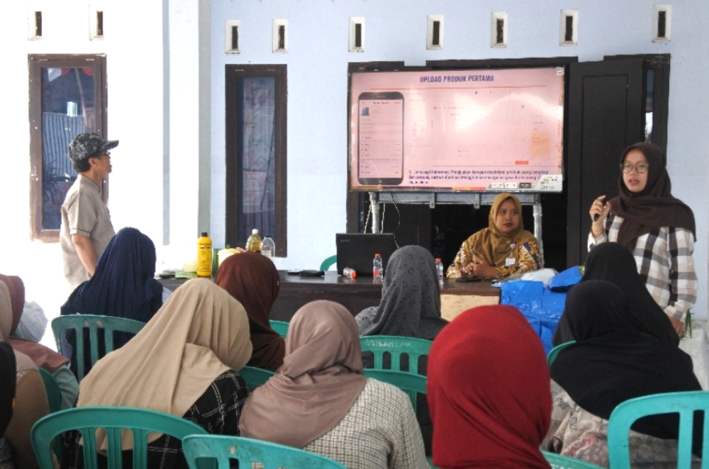 Polije Dorong Transformasi Pekarangan Pangan Lestari di Karangpring