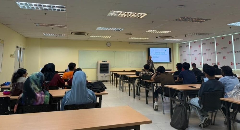 Dosen Polije Kupas Aplikasi Seluler dan IoT di Malaysia