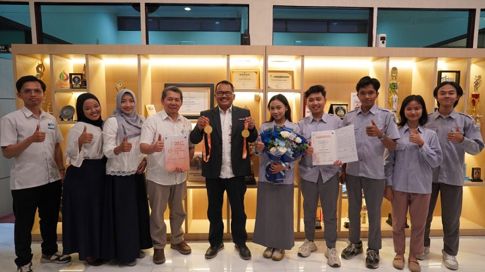 Gema Aluna Widjaja Polije Raih Dua Gold Award di PICF 2026