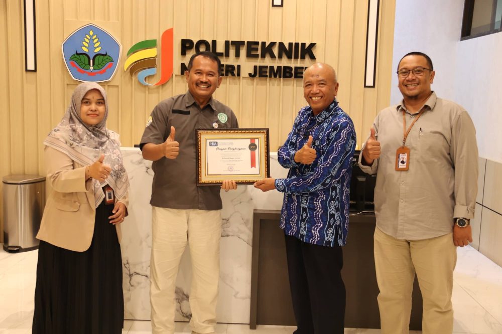 Polije Raih Opini Wajar Tanpa Pengecualian Terkait Laporan Keuangan 2025
