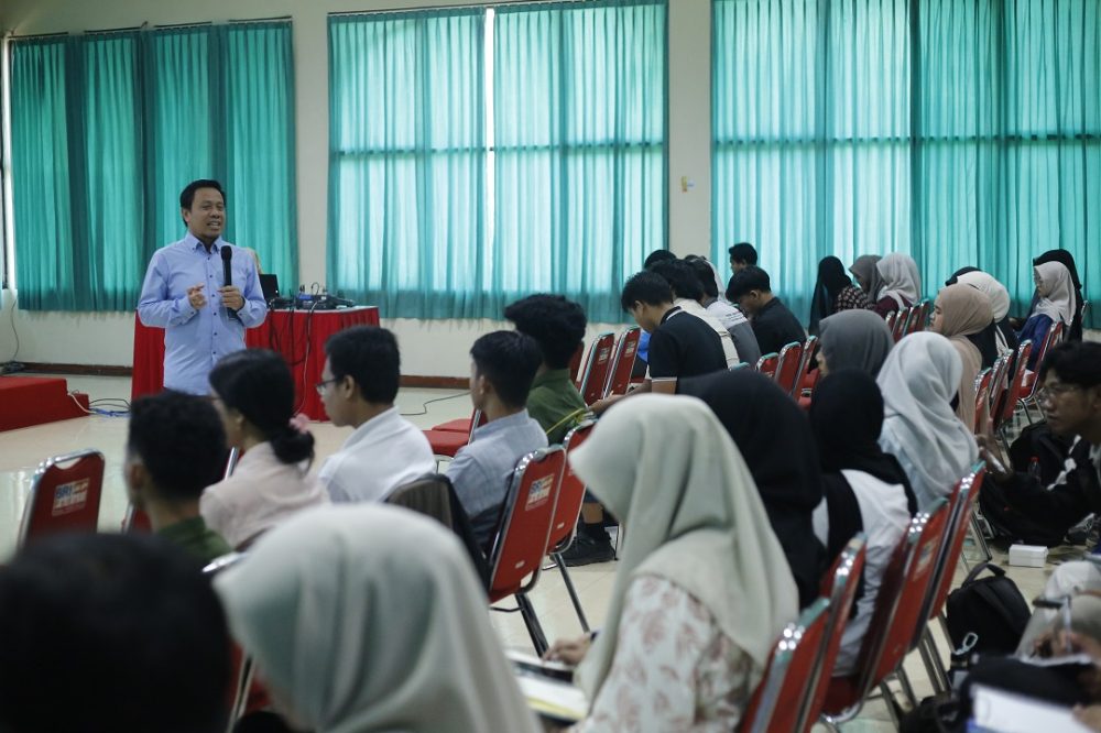 Polije Perkuat Kepemimpinan dan Kemampuan Berpikir Kritis Mahasiswa