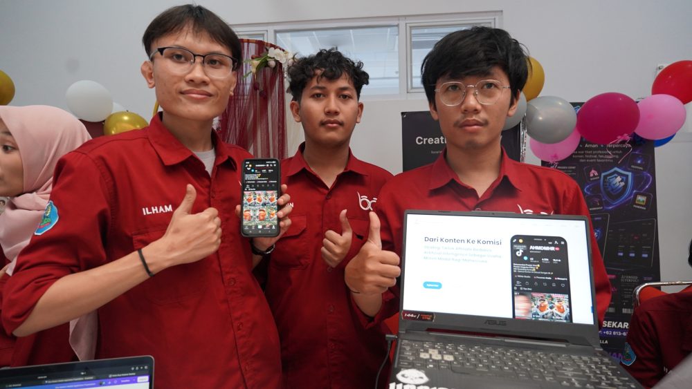 Mahasiswa Polije Cetak Omset Ratusan Juta Lewat Konten TikTok Berbasis AI