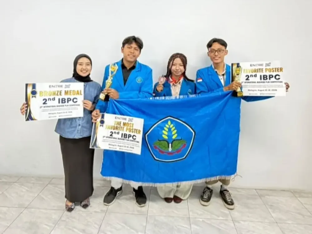 Mahasiswa Polije Sabet Tiga Penghargaan di 2nd Youth Preneur Summit Malaysia