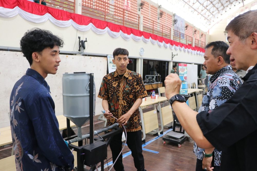 Polije Kembangkan Smart Fish Feeder Berbasis IoT untuk Budidaya Ikan
