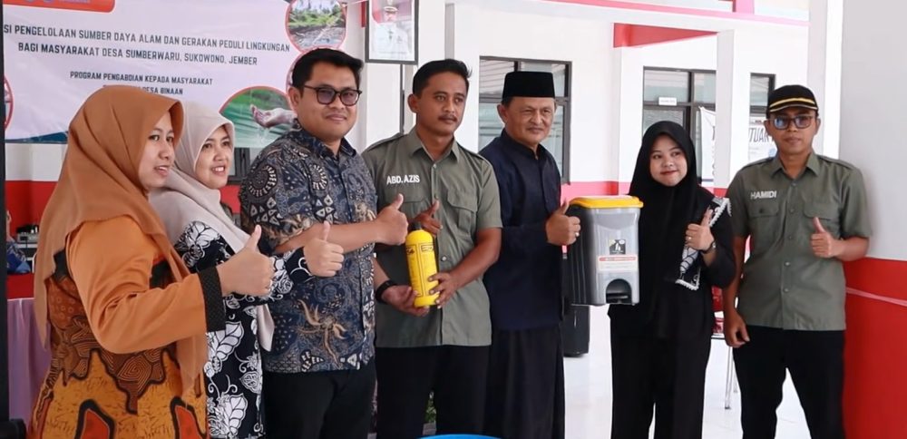 Polije Ajak Warga Sumberwaru Peduli Lingkungan