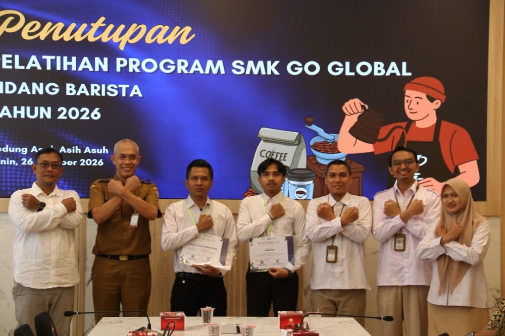 Polije Tutup Pelatihan Barista, Peserta Bersiap Menembus Pasar Kerja Global