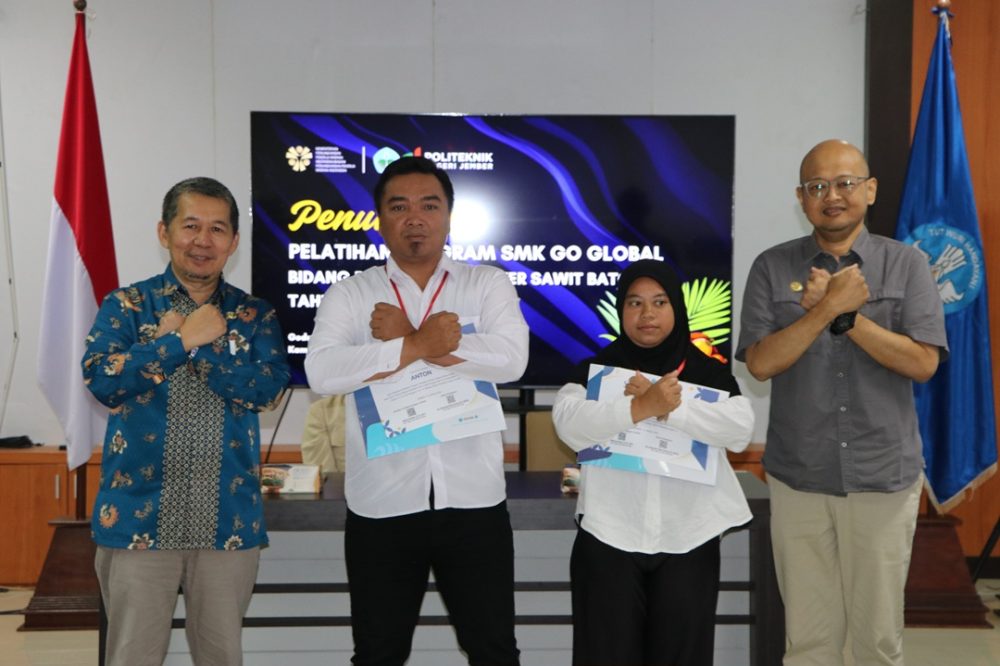 Polije Tutup Pelatihan SMK Go Global Plantation Worker Sawit Batch 1
