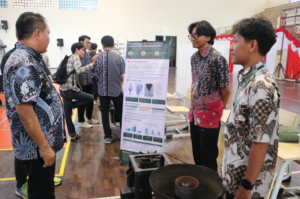 Tim Dosen Polije Kembangkan Kompor Biomasa Sekam Padi Aliran Kontinu